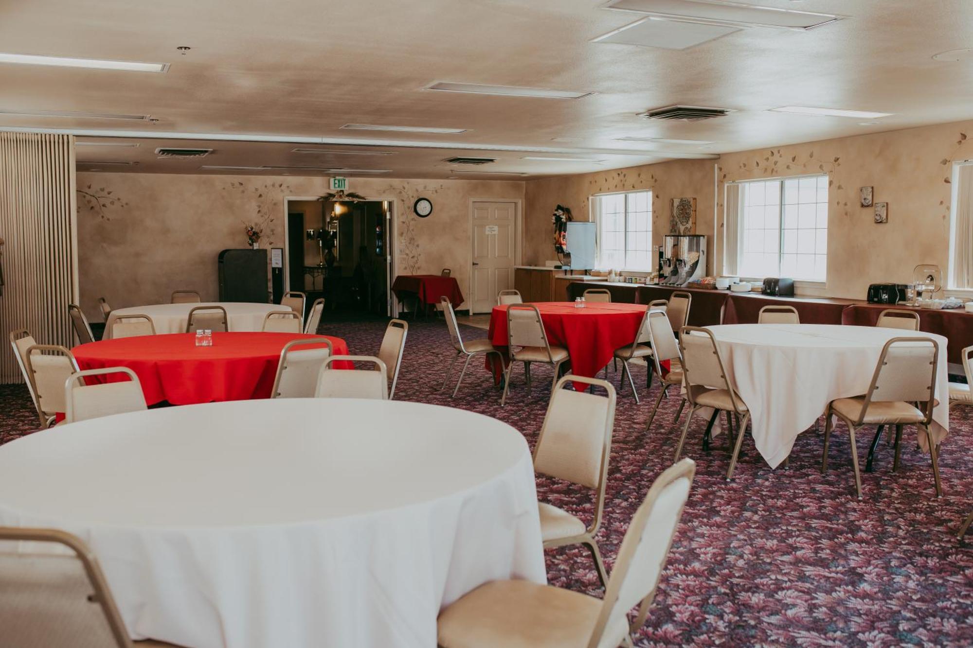 Carson Plaza Hotel