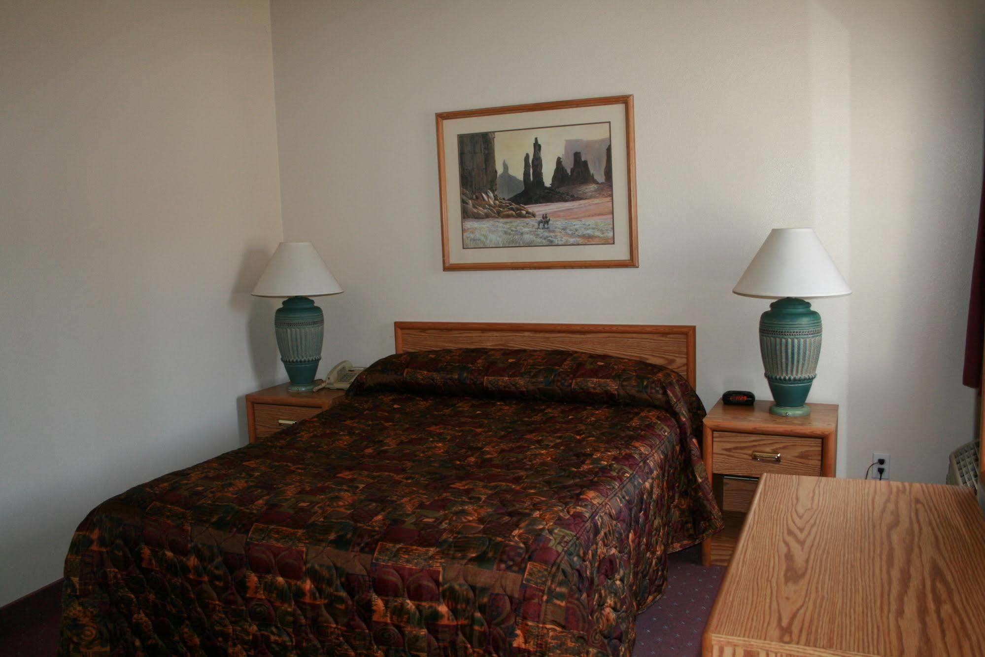 Hotel Carson Plaza